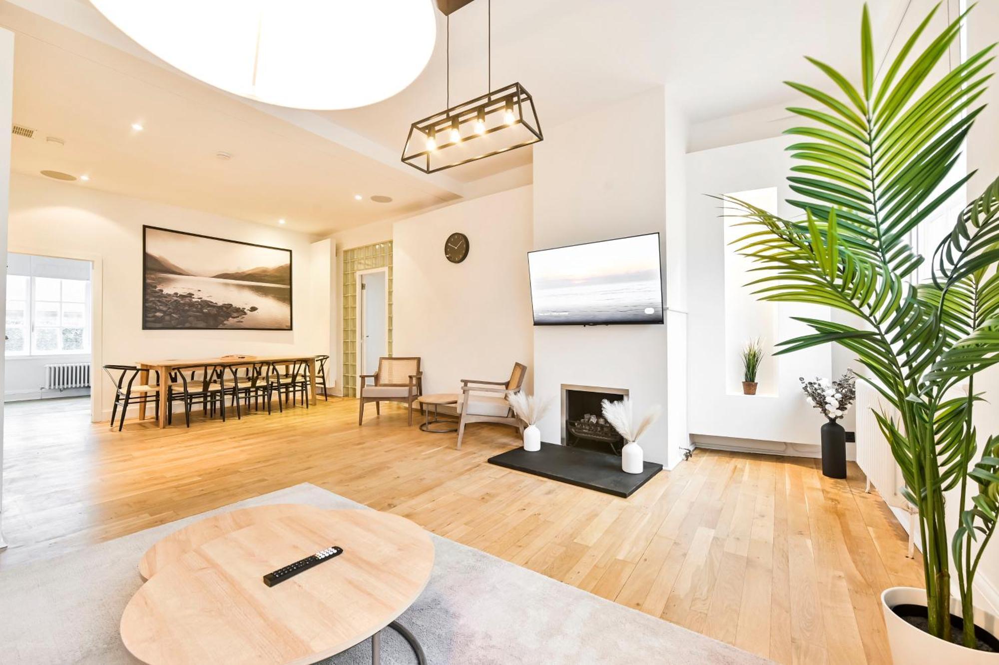 Wonderful Fitzrovia 3 Bed Apartment Лондон Экстерьер фото