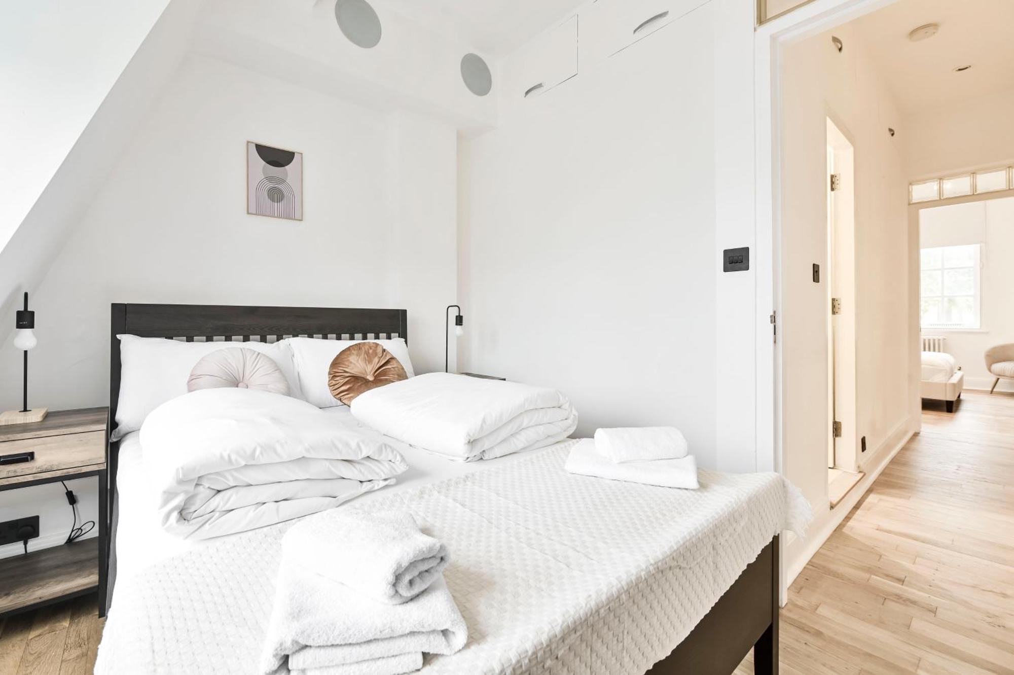Wonderful Fitzrovia 3 Bed Apartment Лондон Экстерьер фото
