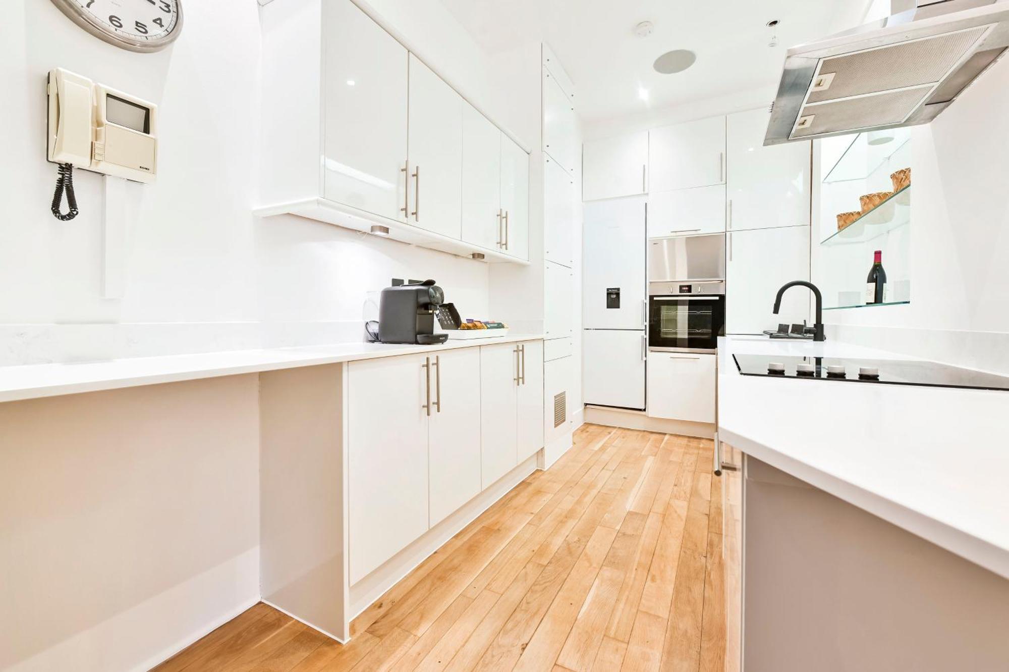 Wonderful Fitzrovia 3 Bed Apartment Лондон Экстерьер фото