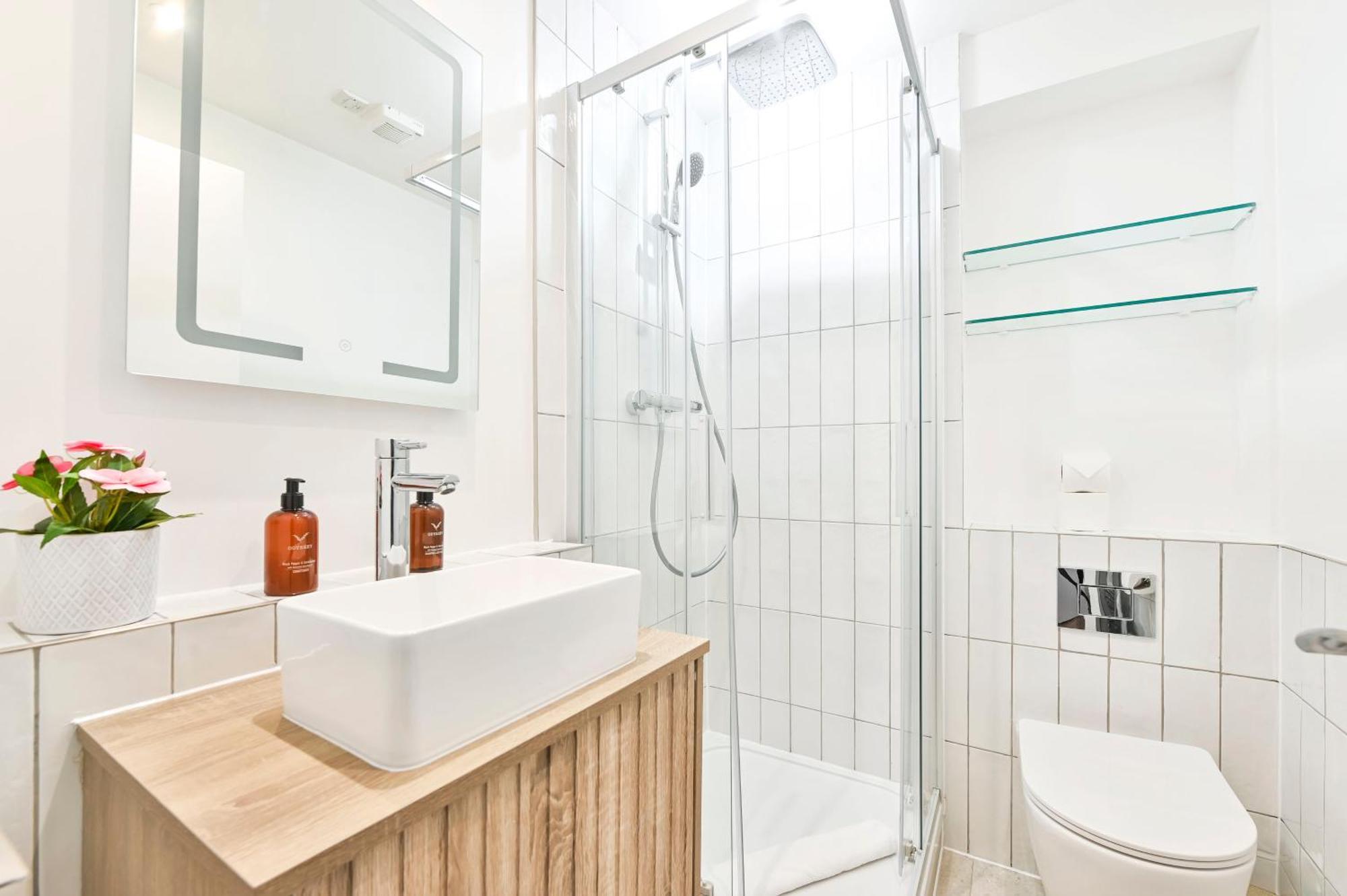 Wonderful Fitzrovia 3 Bed Apartment Лондон Экстерьер фото